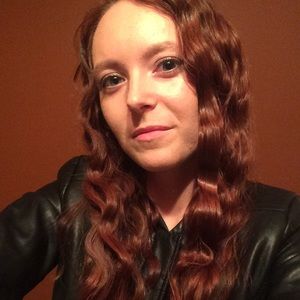 Meet your Posher, Elissa